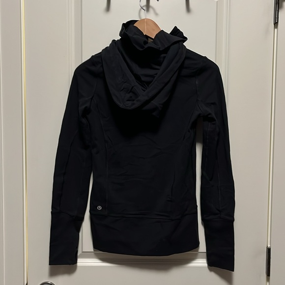 Lululemon Full Zip Jacket Black with hood - Picture 6 of 7